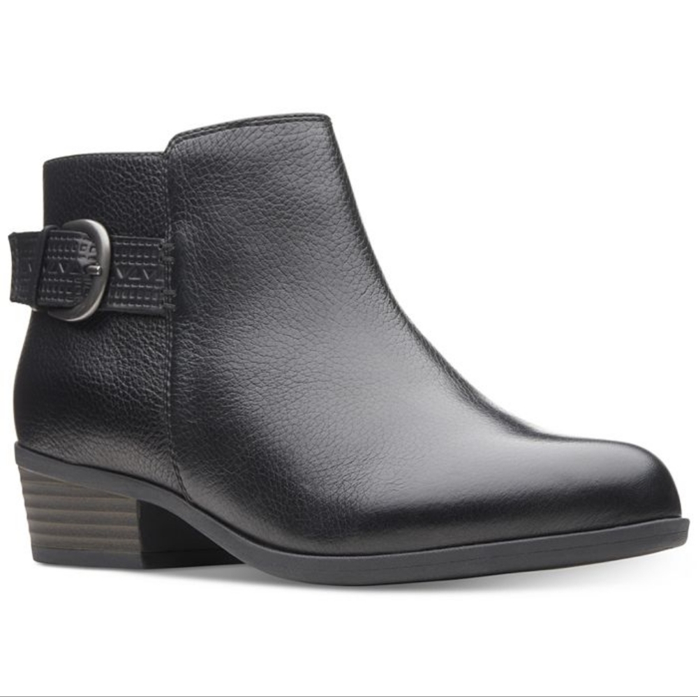 Gorgeous Leather Clarks Ultimate Comfort Ankle Boots with Buckle